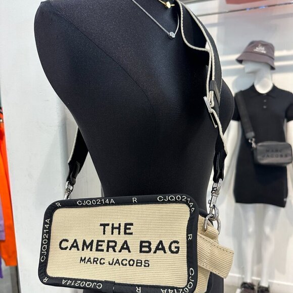 NWT!Marc Jacobs The Camera Bag -White Canvas with Black logo binded edge - Picture 8 of 16